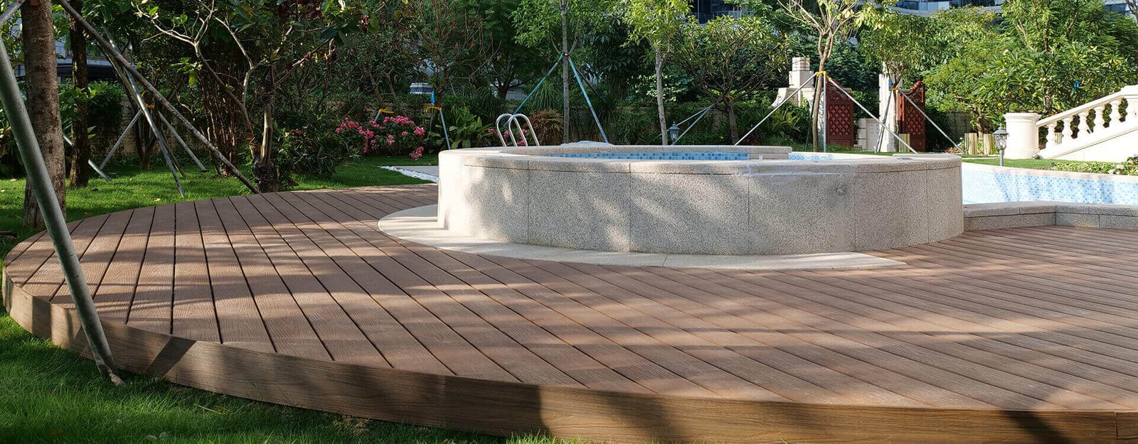 DECKING SYSTEMS banner